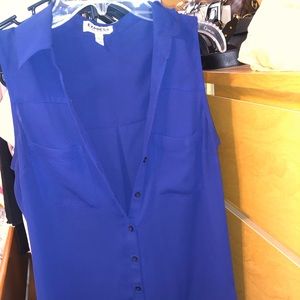 Navy blue button up work tank